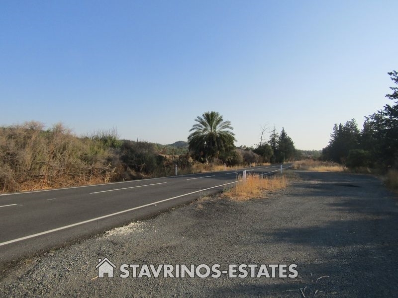 (For Rent) Land Large Land  || Larnaka/Kornos - 51.552 Sq.m, 3.000€ 
